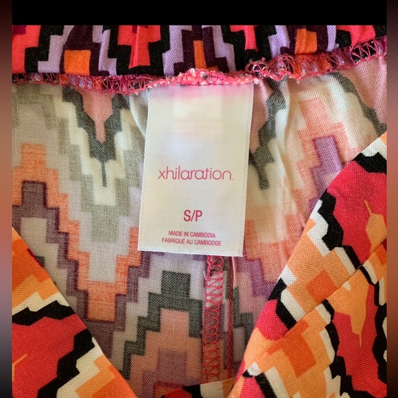 Xhilaration Bright Pink Print Swim/Beach Cover Up Pants NWOT Size S - Picture 2 of 8